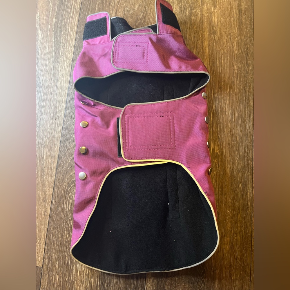 Dog Rivet Vest - Picture 5 of 6